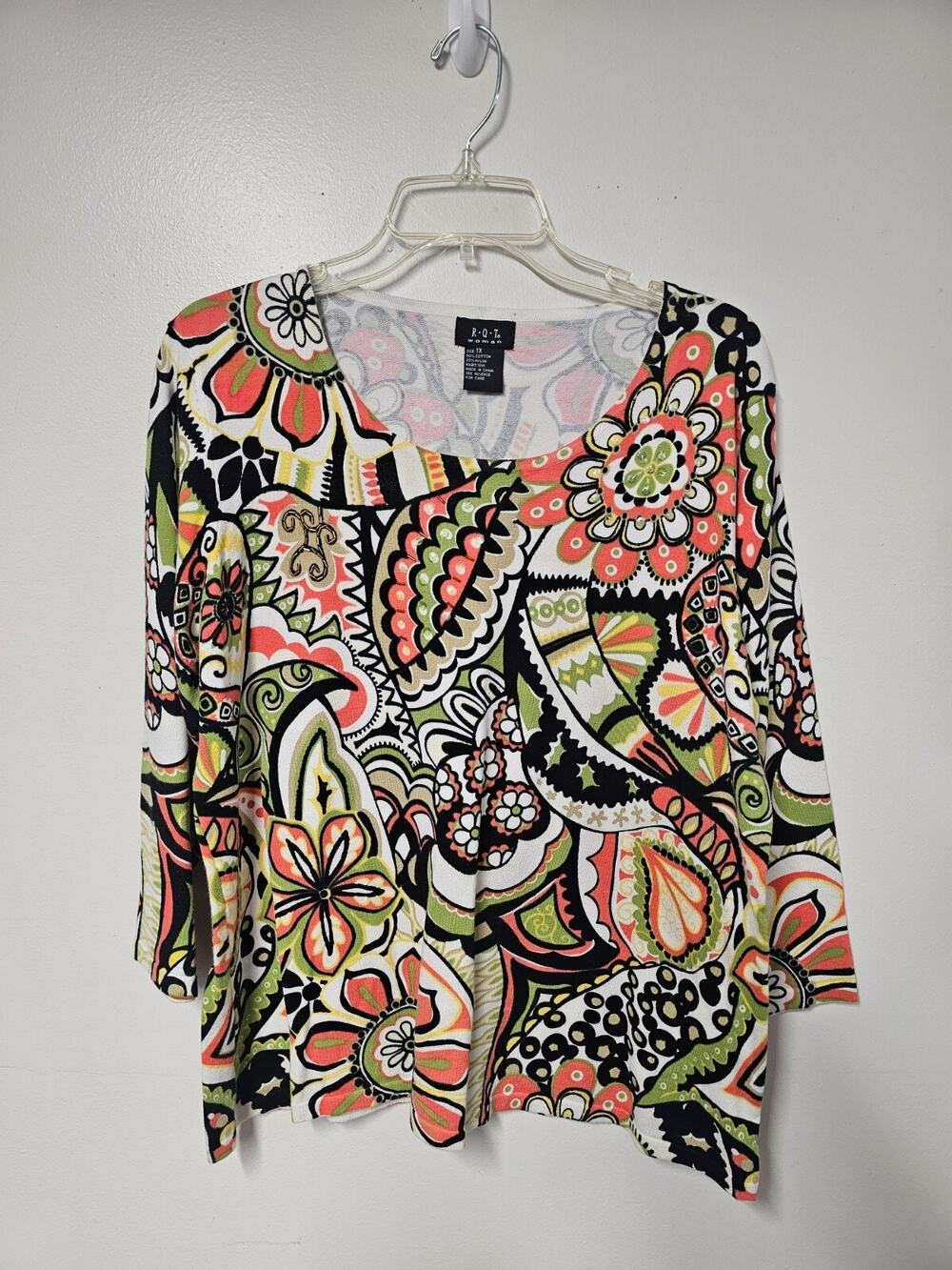 R.Q.T. Women's Retro Floral Sequined Sweater 3/4 Sleeves Lightweight Artsy Y2K